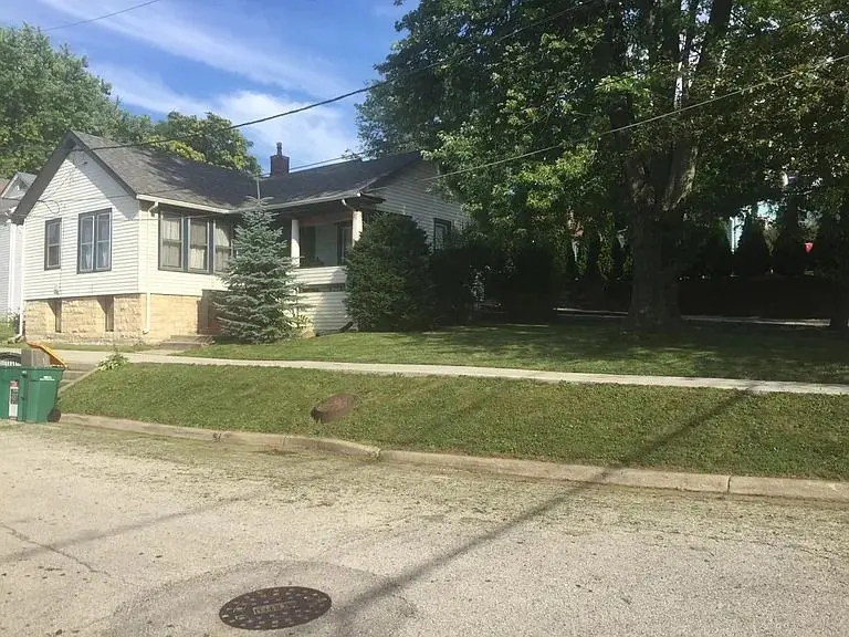 402 Porter Street