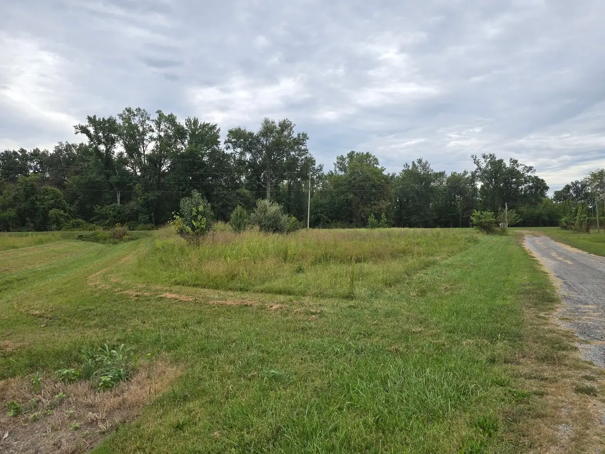 000 Bauman Lane