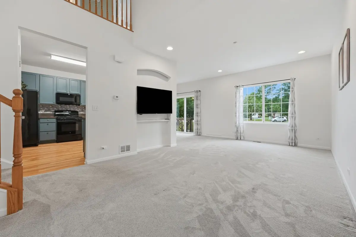 1905 Maureen Drive