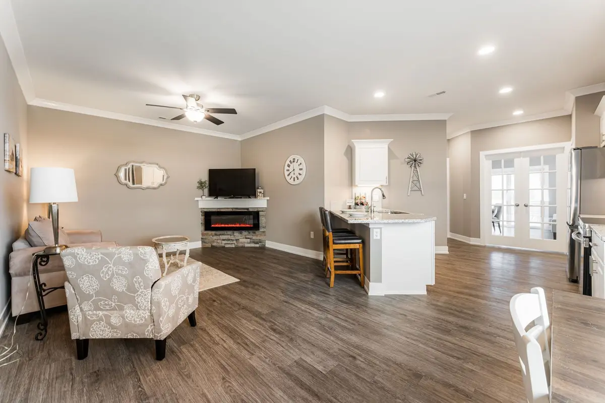 113 Cobblestone Court