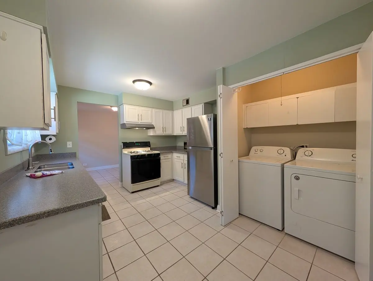 1958 W Morse Avenue