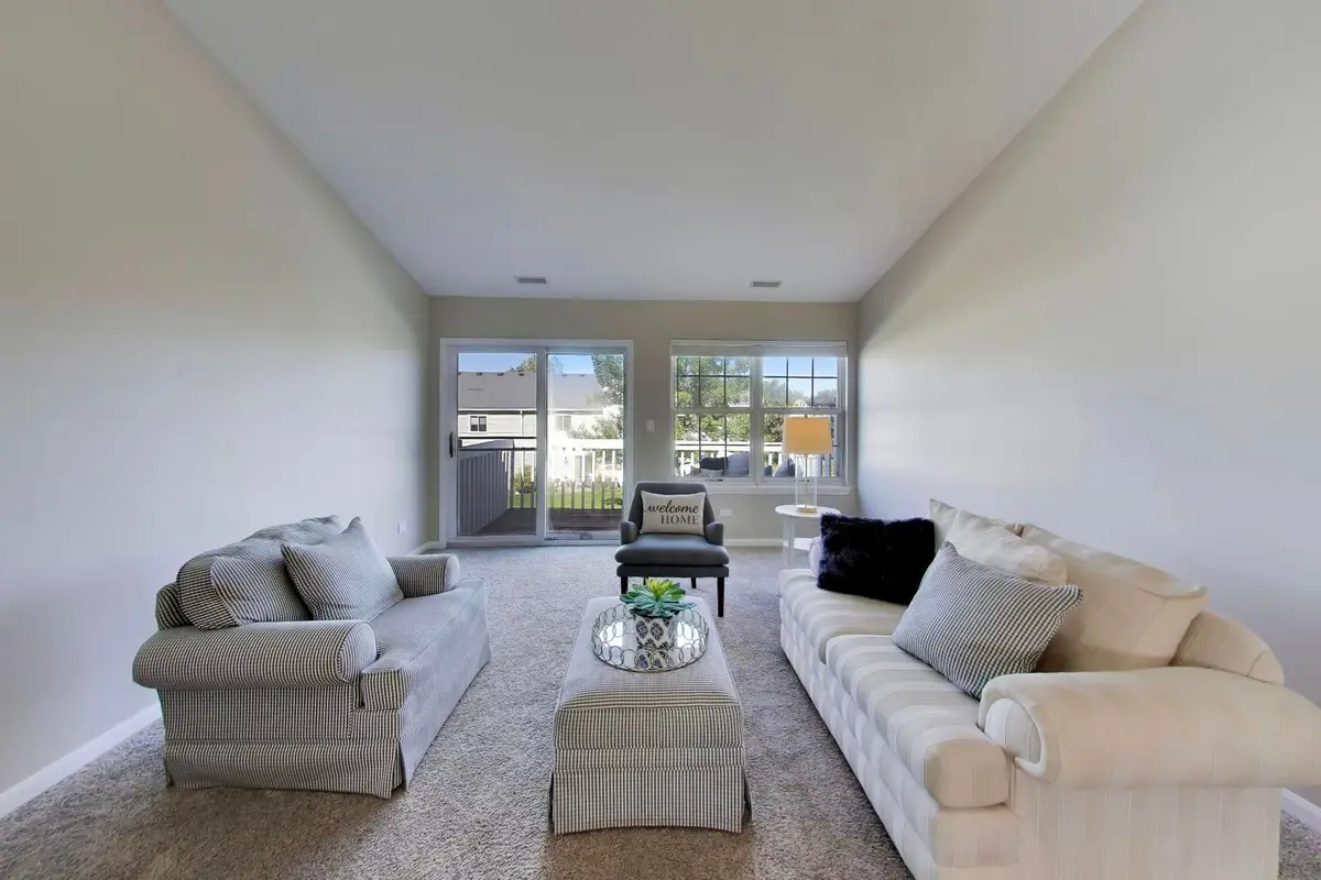 6868 W Mount Vernon Court