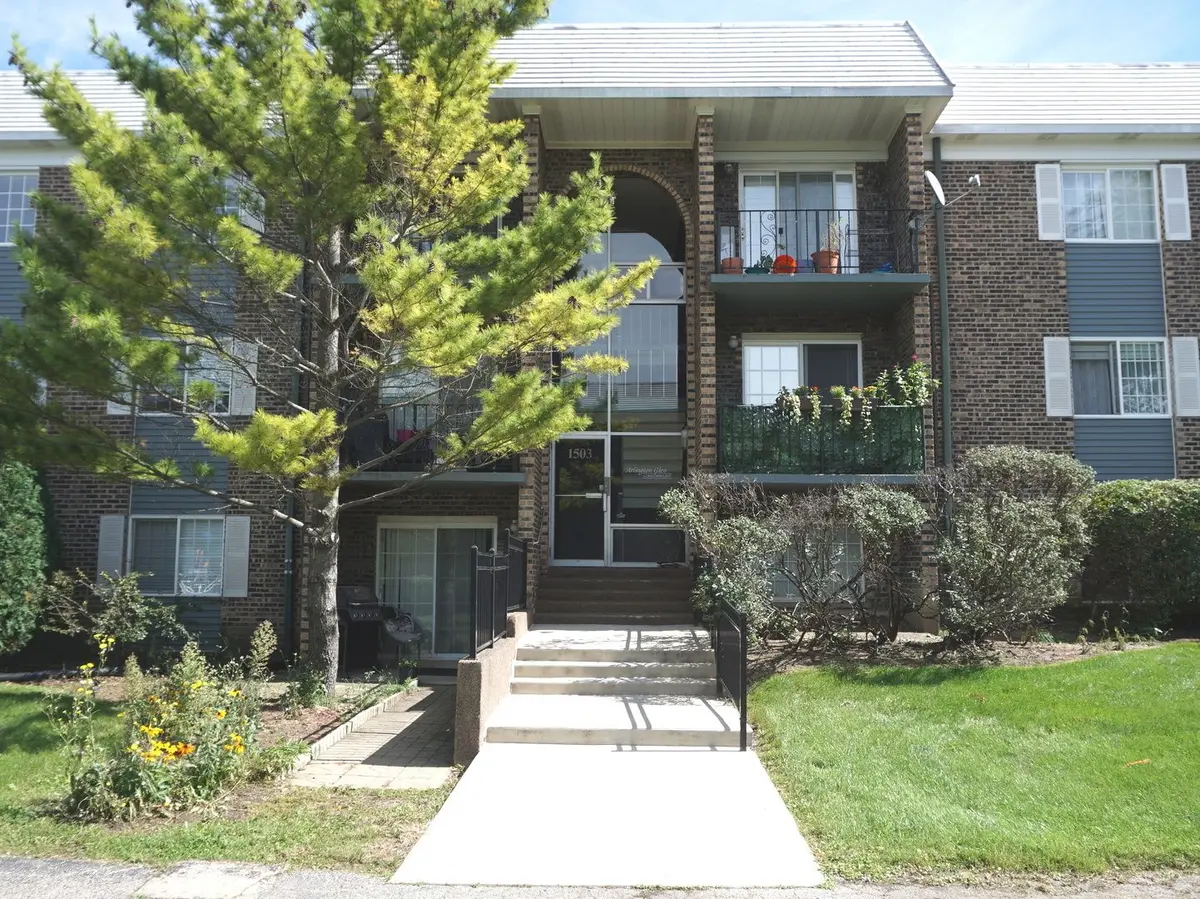 1503 N WINDSOR Drive