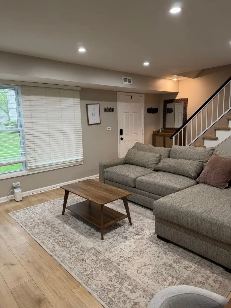 1186 E Azalea Lane
