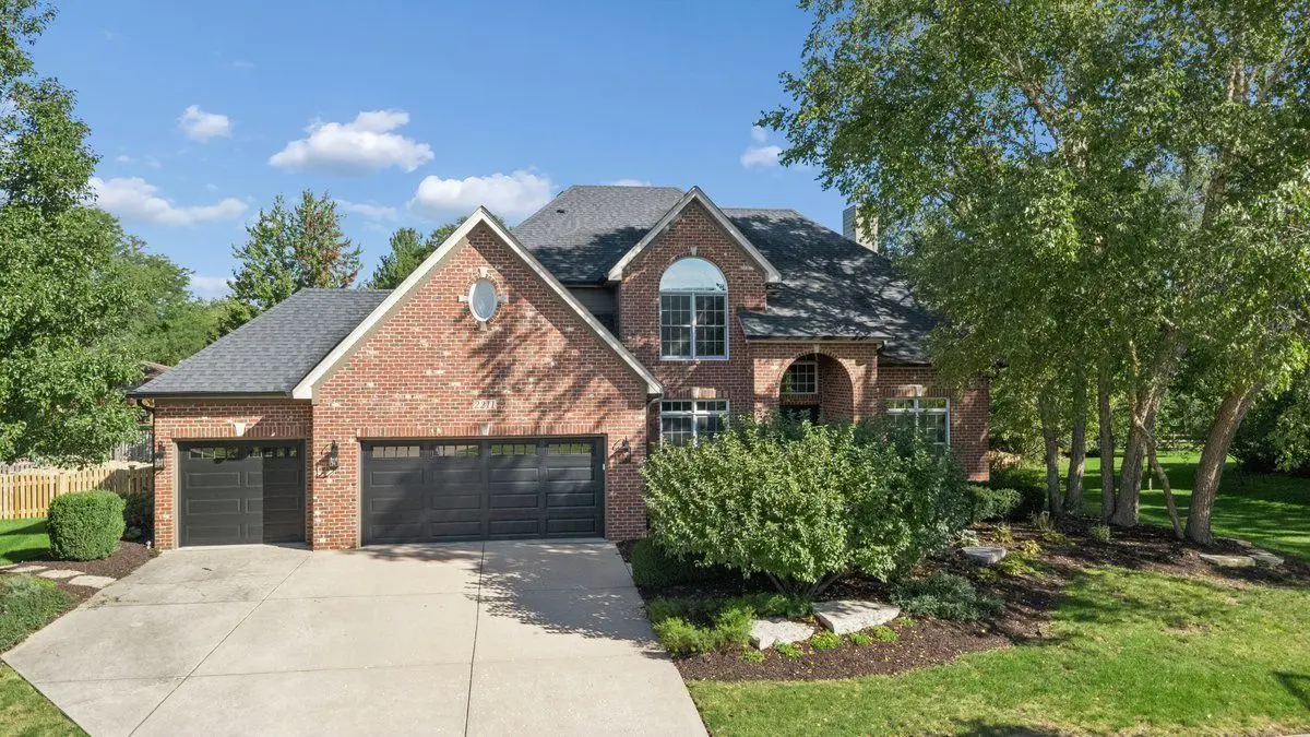 2211 Joyce Lane