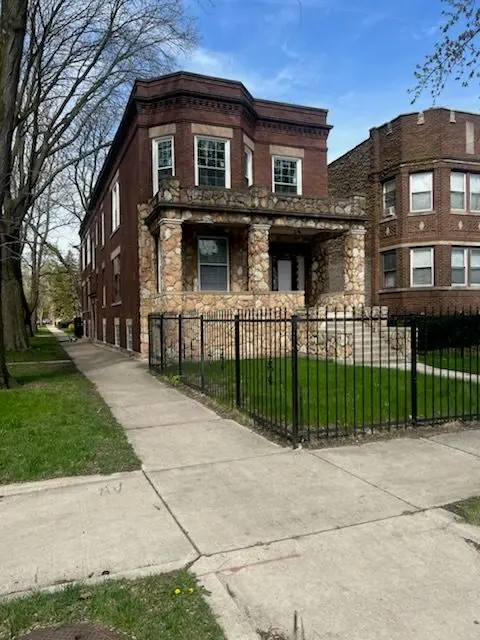 7758 S Saginaw Avenue