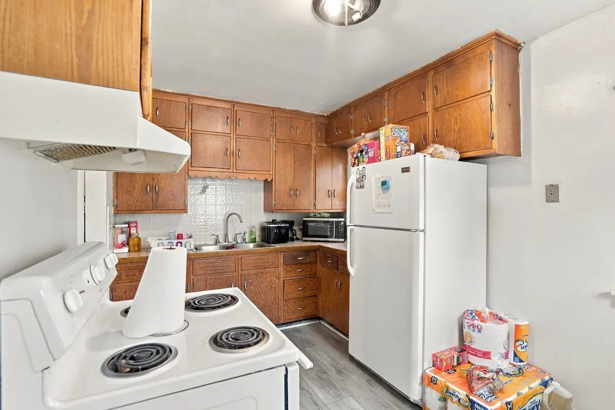 1904 9th Street