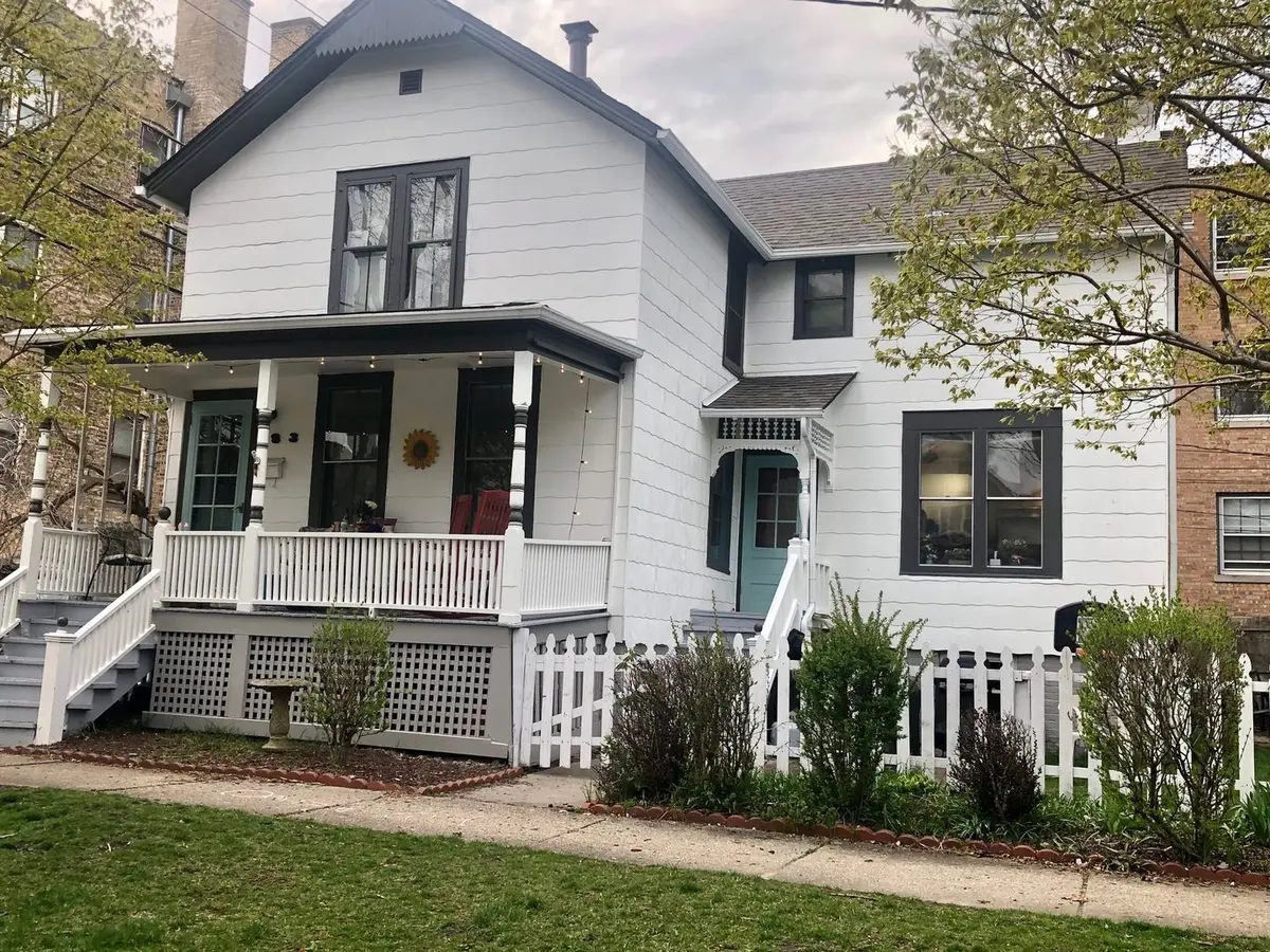 813 Hamlin Street