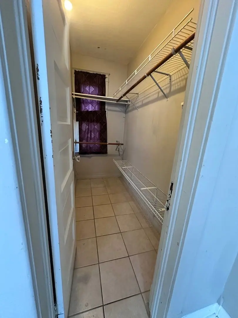 528 E 156th Street