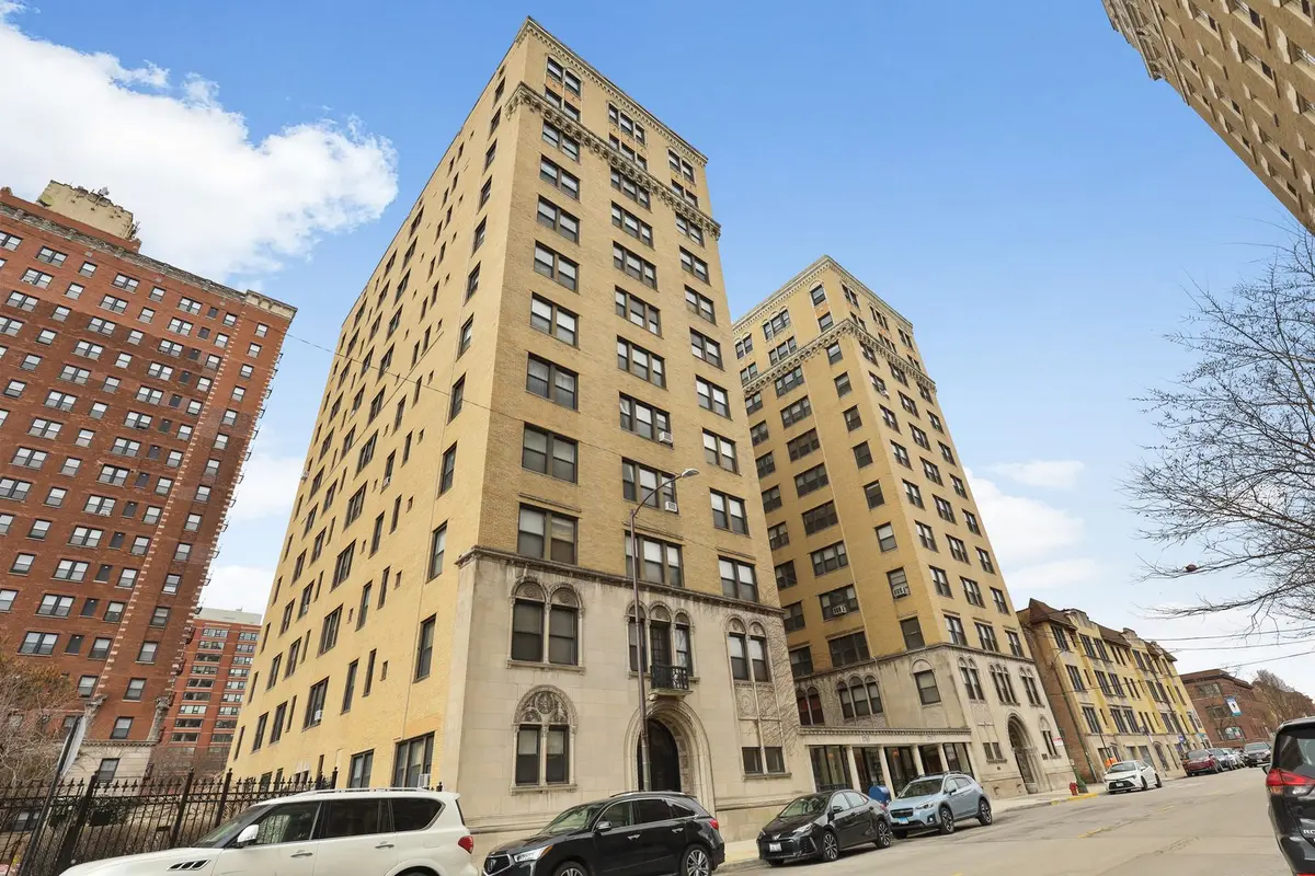 1755 E 55th Street