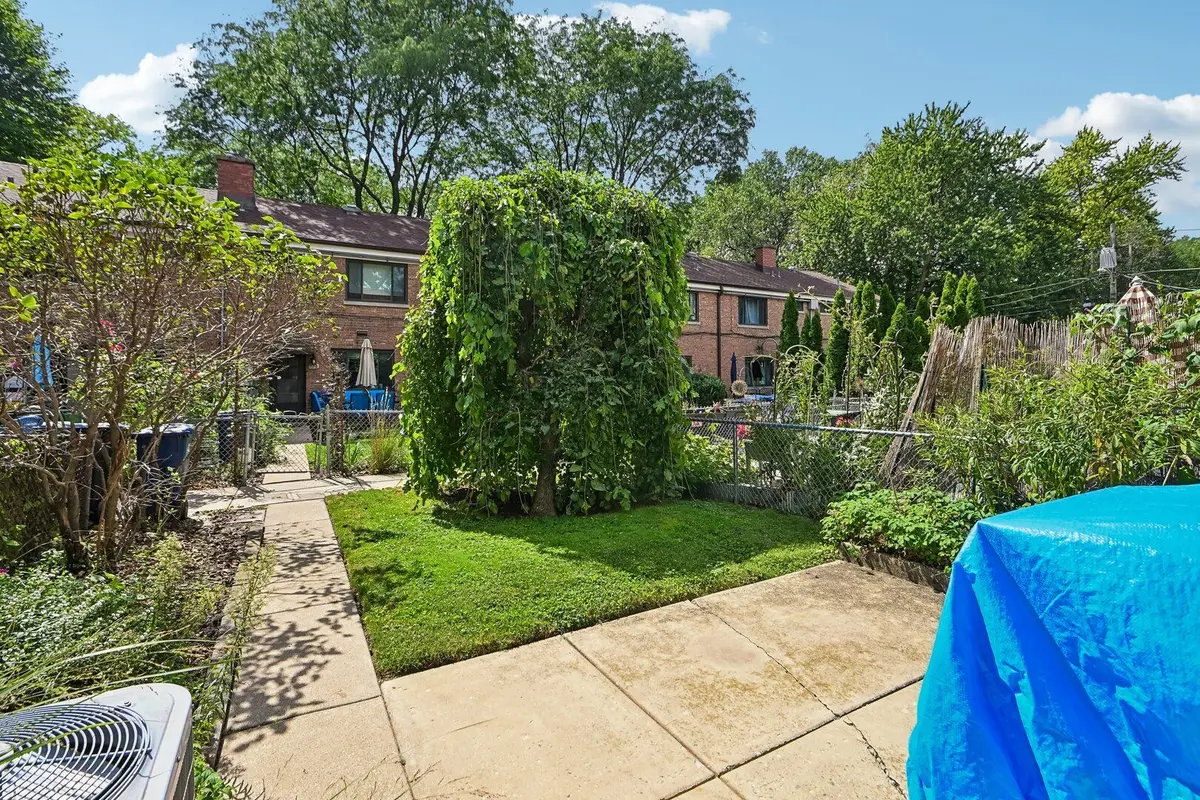 738 Dodge Avenue