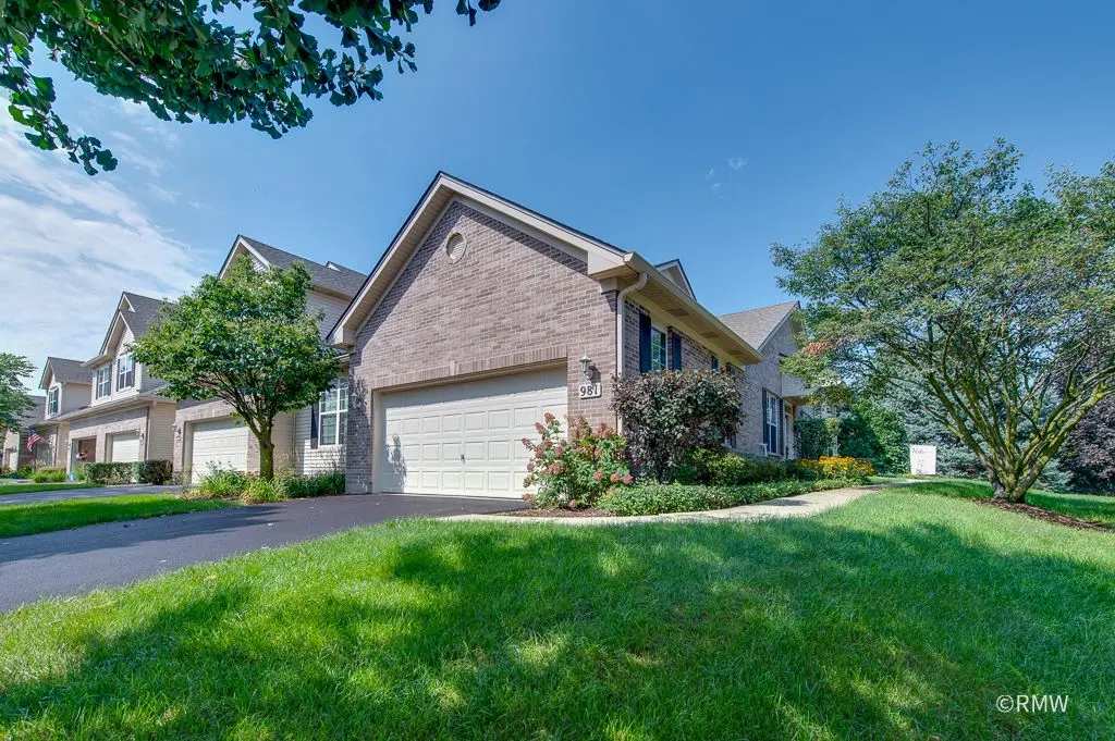 981 Oak Ridge Boulevard