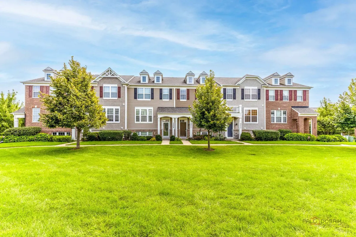 3211 Coral Lane