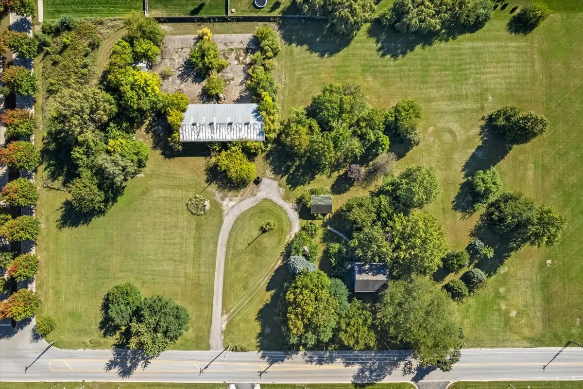 870 Simons Road