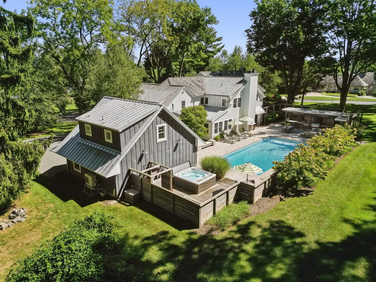 1 Delaware Road