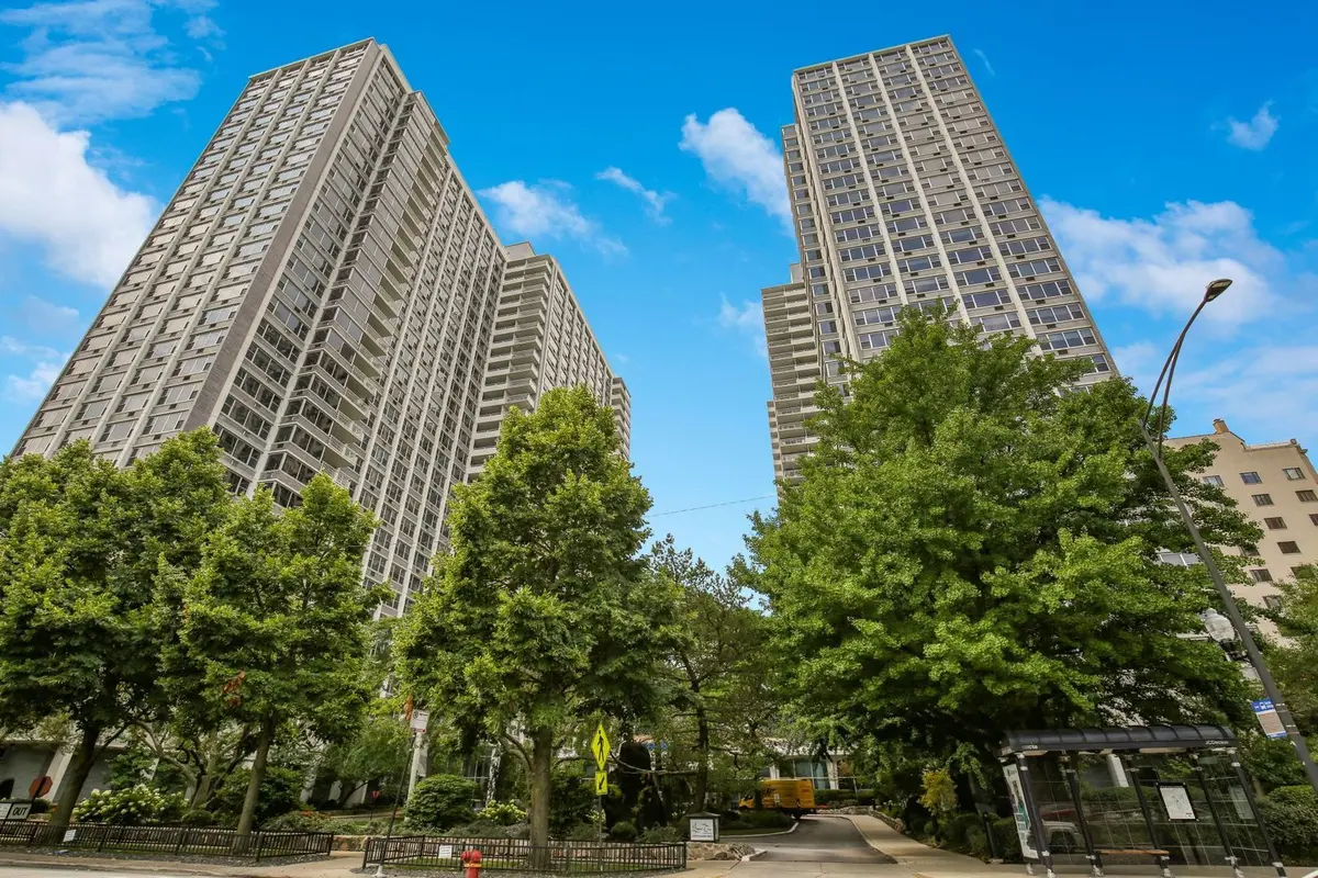 4250 N Marine Drive