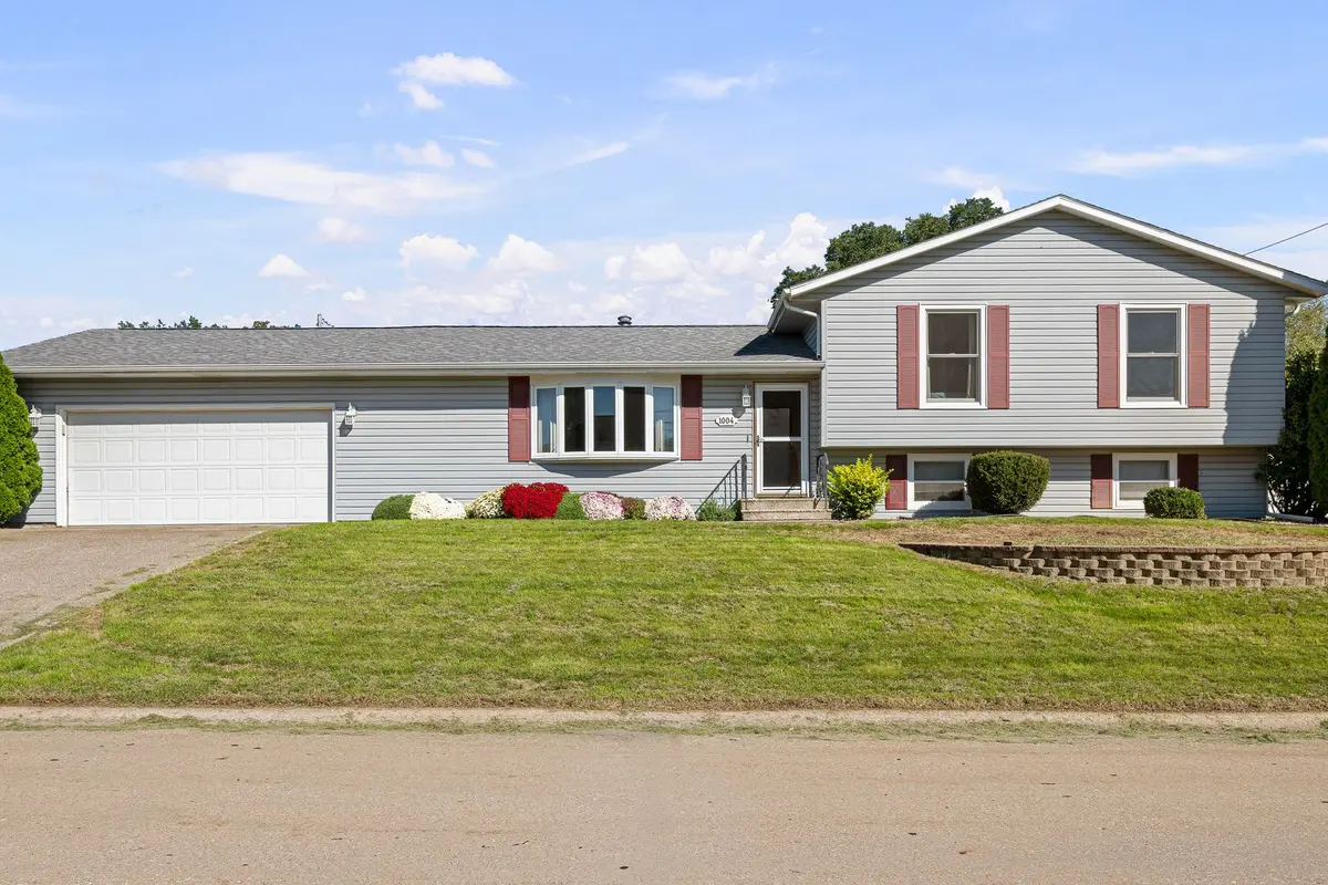 1004 6th Street
