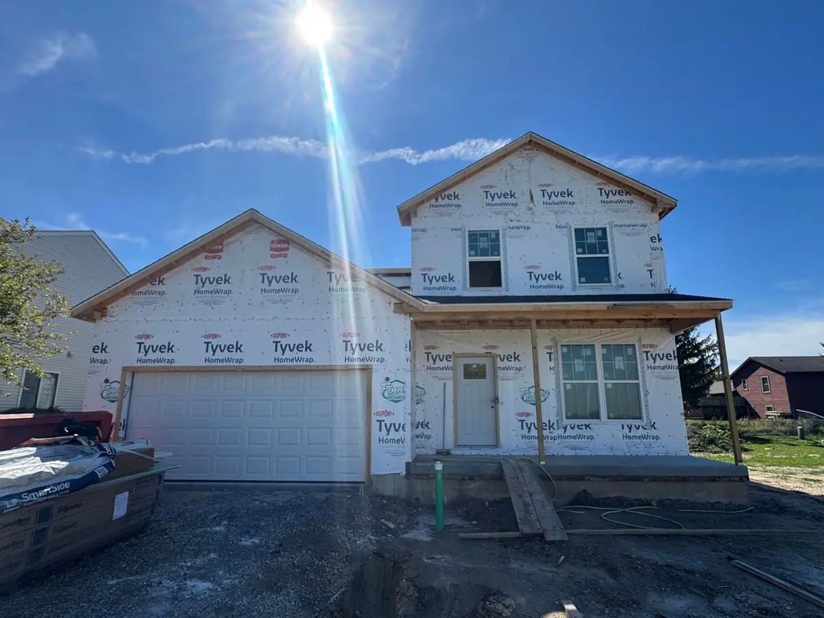 34 W Meadow Drive