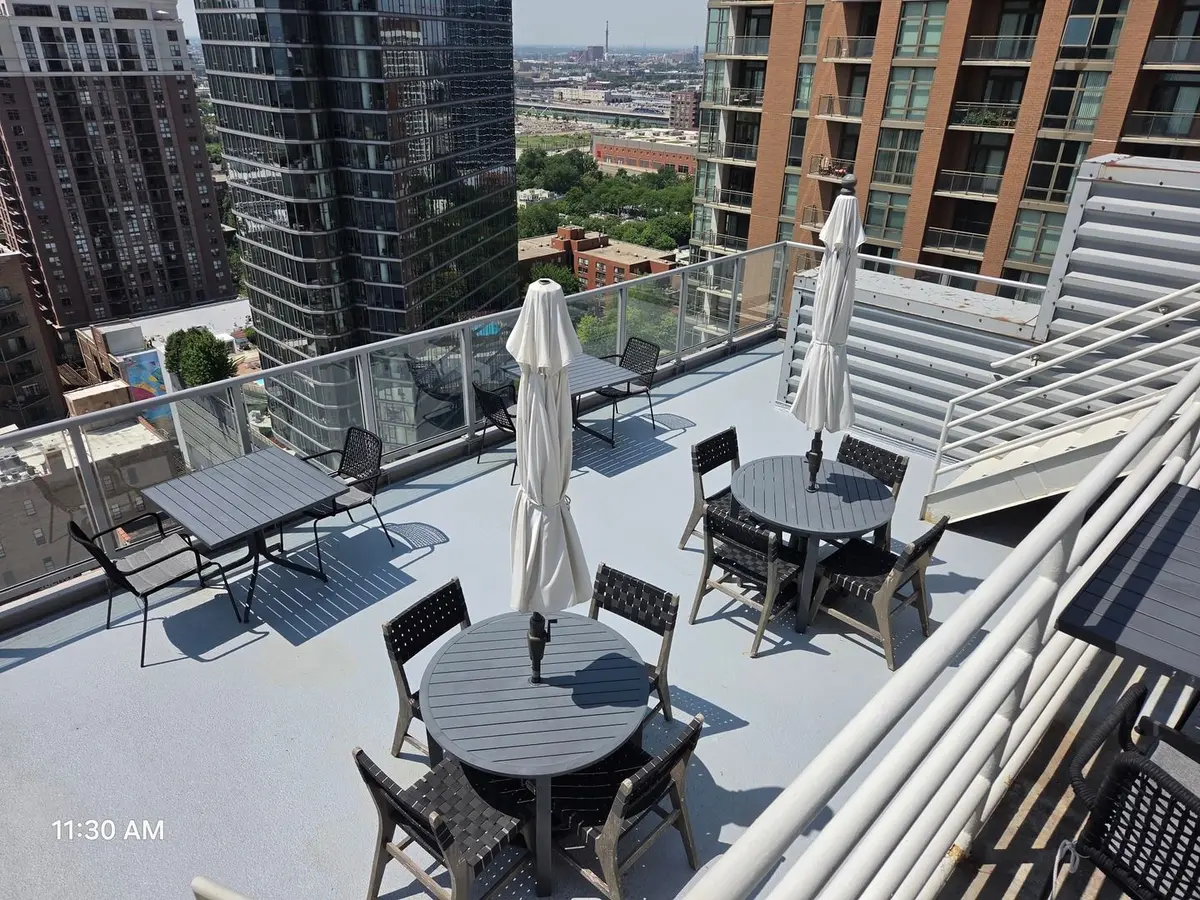 40 E 9th Street