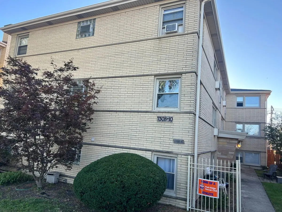 7310 N Harlem Avenue