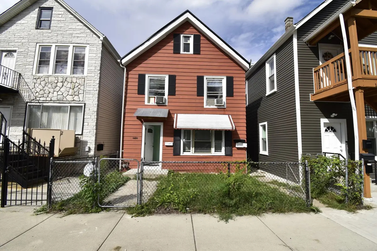 1438 W 49th Place