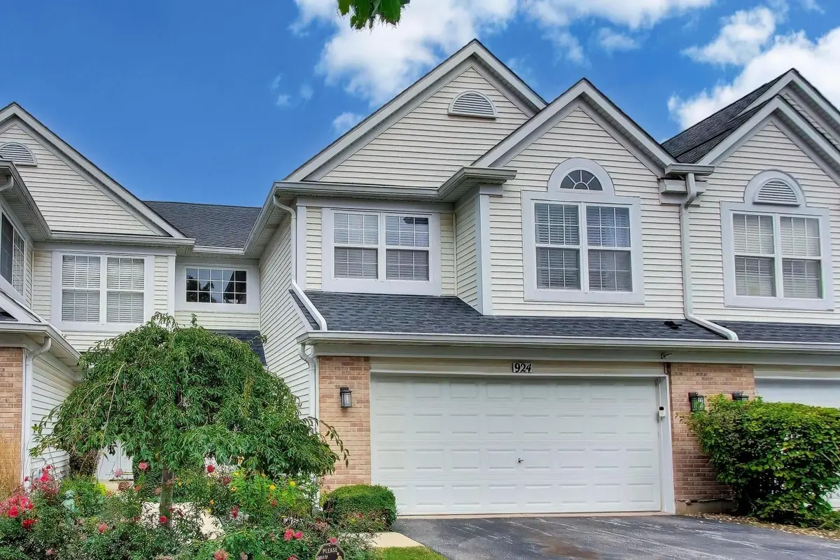 924 Ainsley Drive
