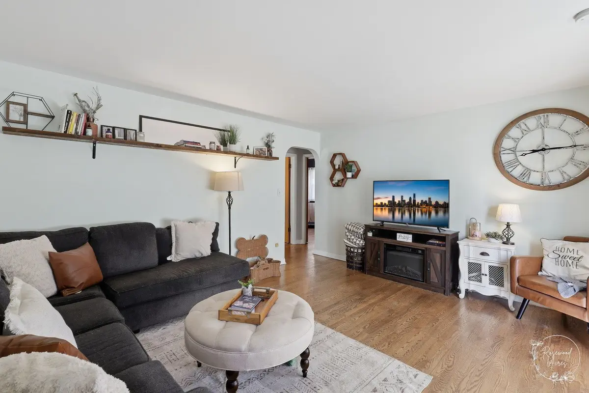 1051 Cook Boulevard