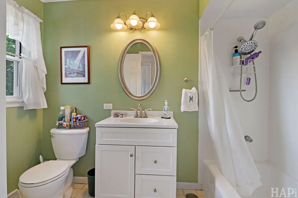1347 Sleepy Hollow Road