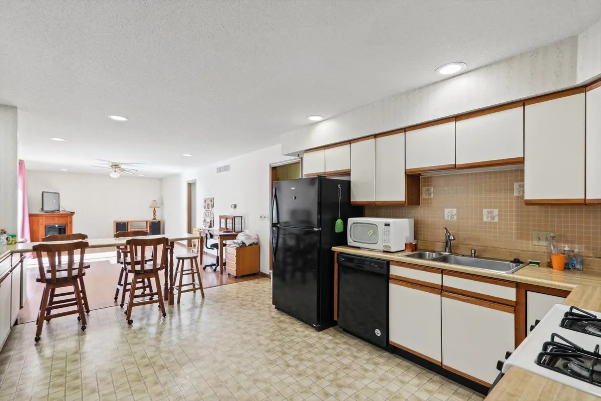 1801 Lake Shore Drive