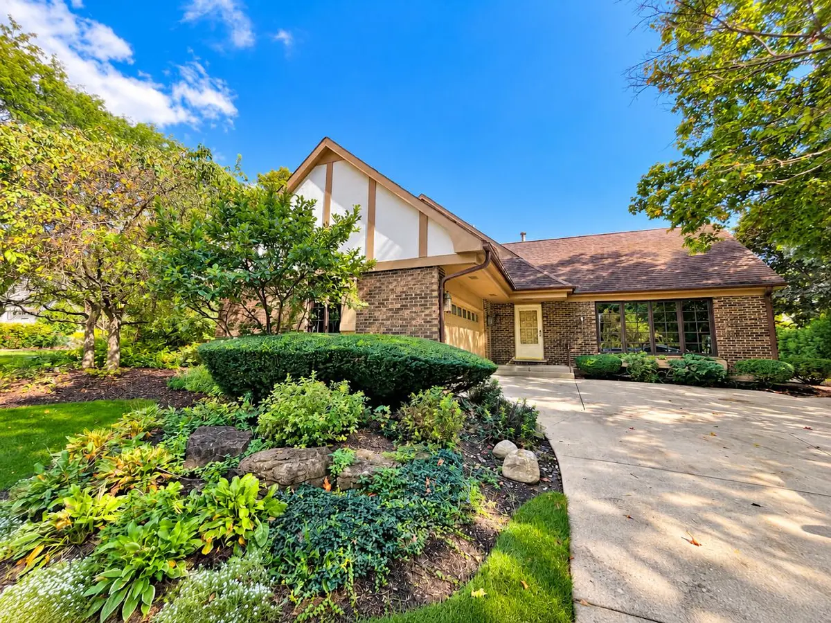 3 Alexandria Drive