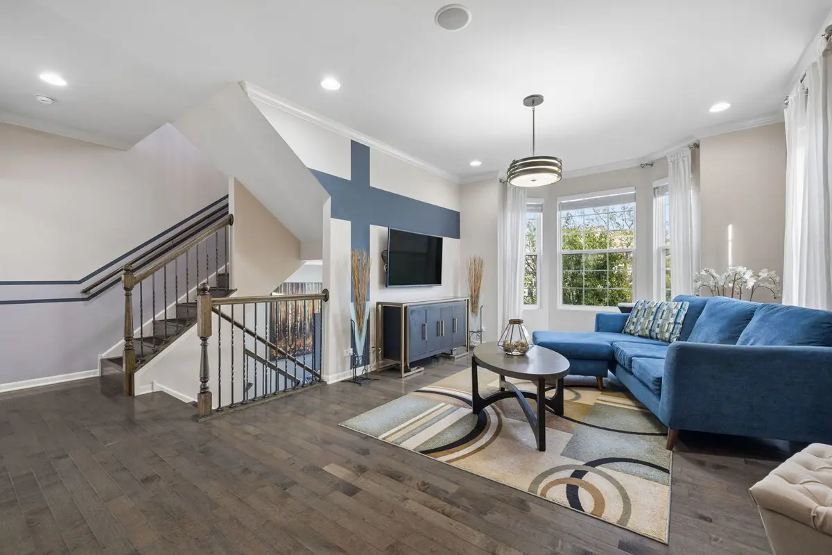 15316 Sheffield Square Parkway