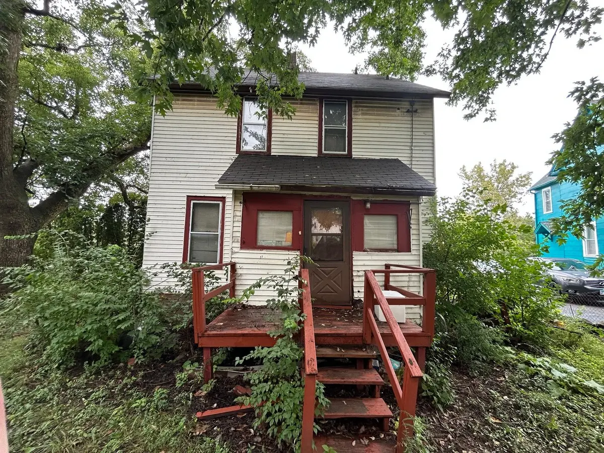 456 Winston Avenue