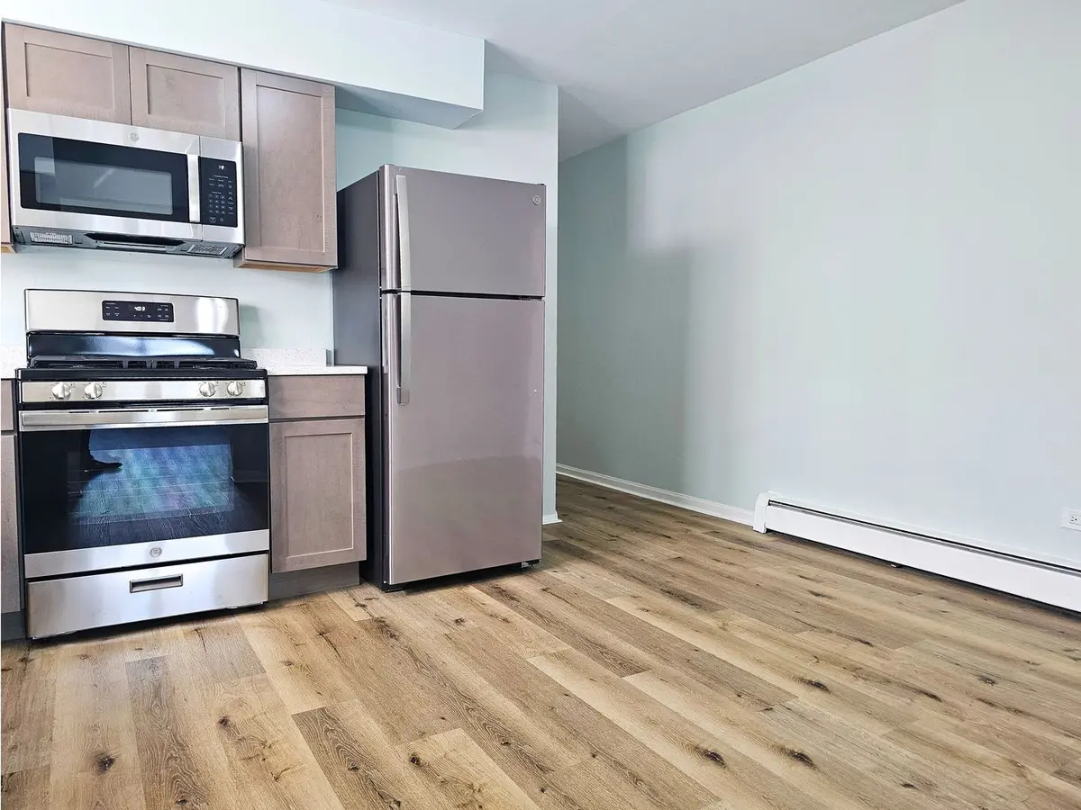 112 N 12th Avenue