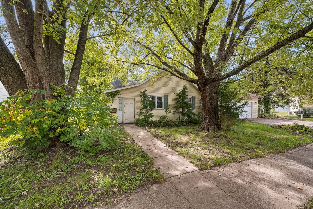 408 W Fulliam Avenue