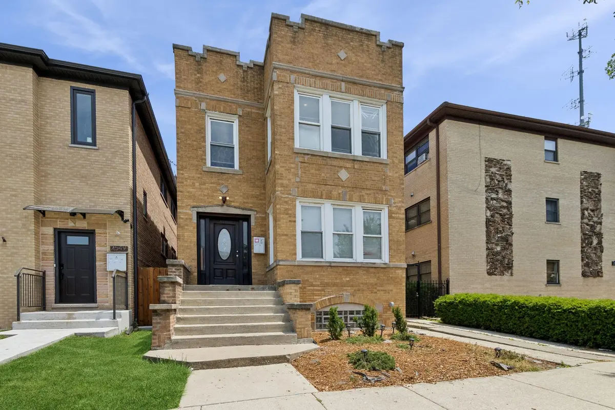 2547 72nd Court