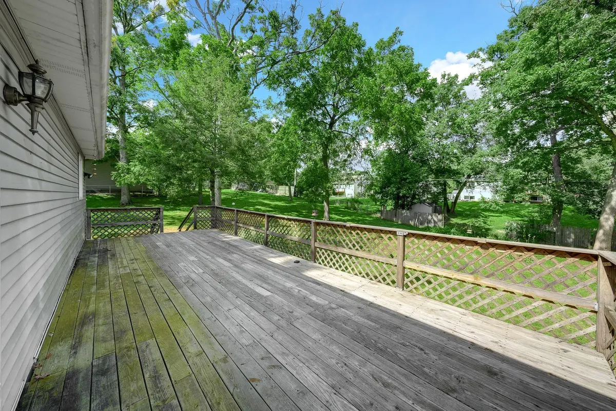 8910 Memory Trail