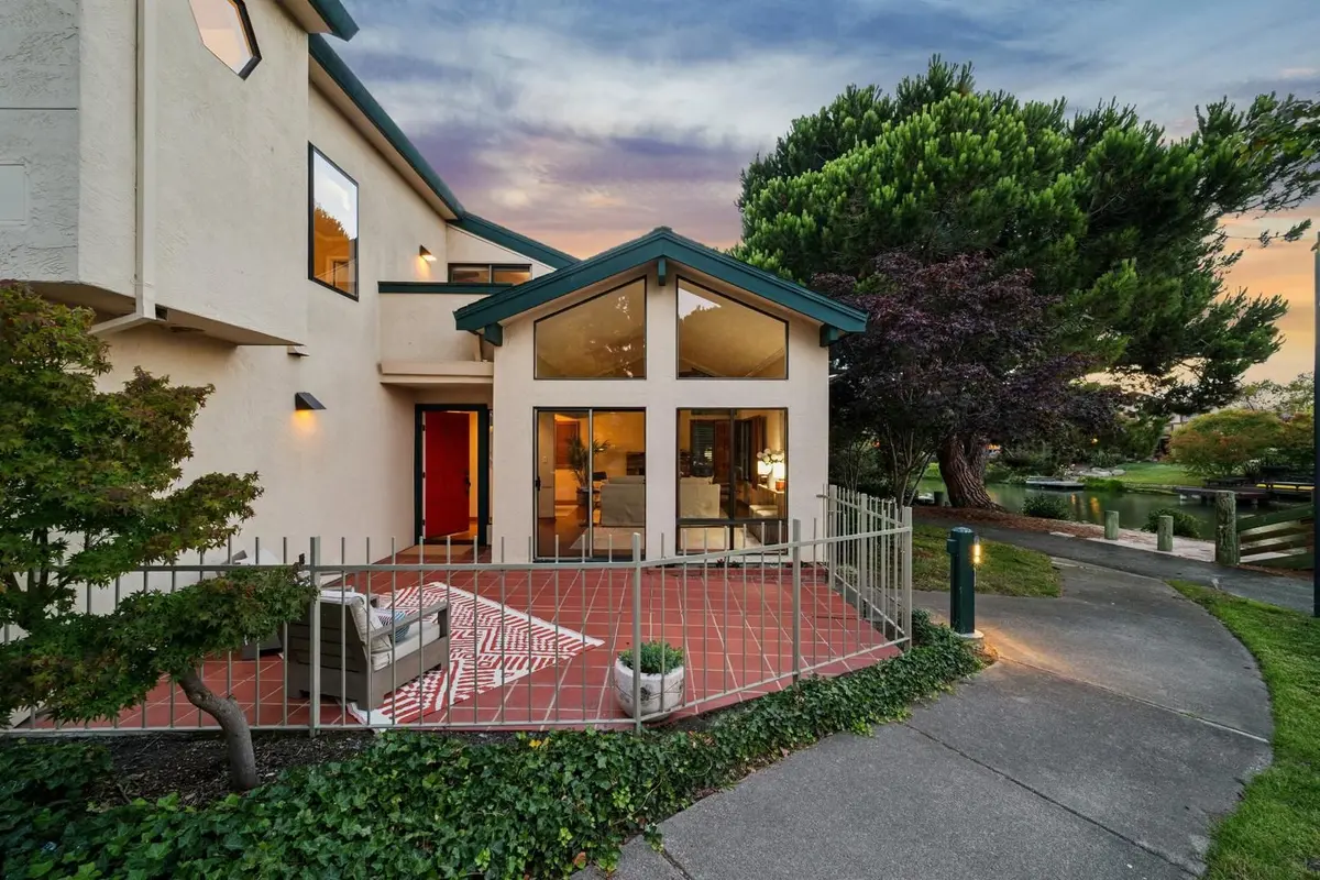 915 Ironwood Road