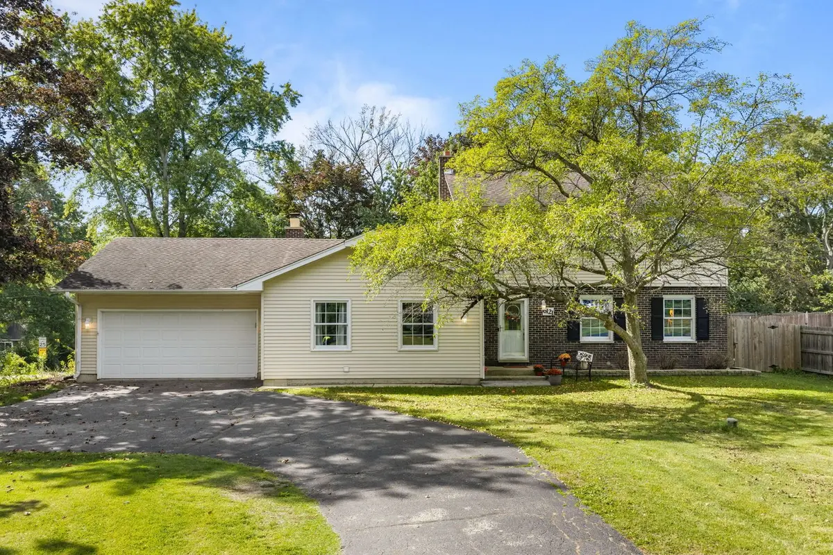 6121 Sands Road