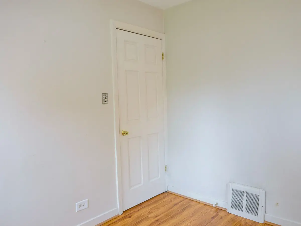 2731 Elder Lane