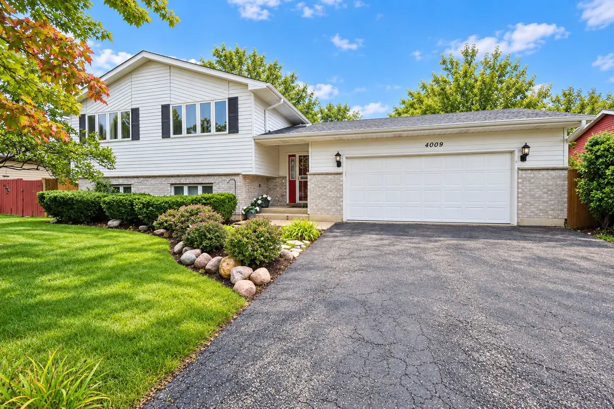 4009 Ridge Road