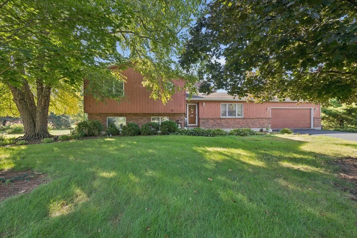 12504 Pine Drive