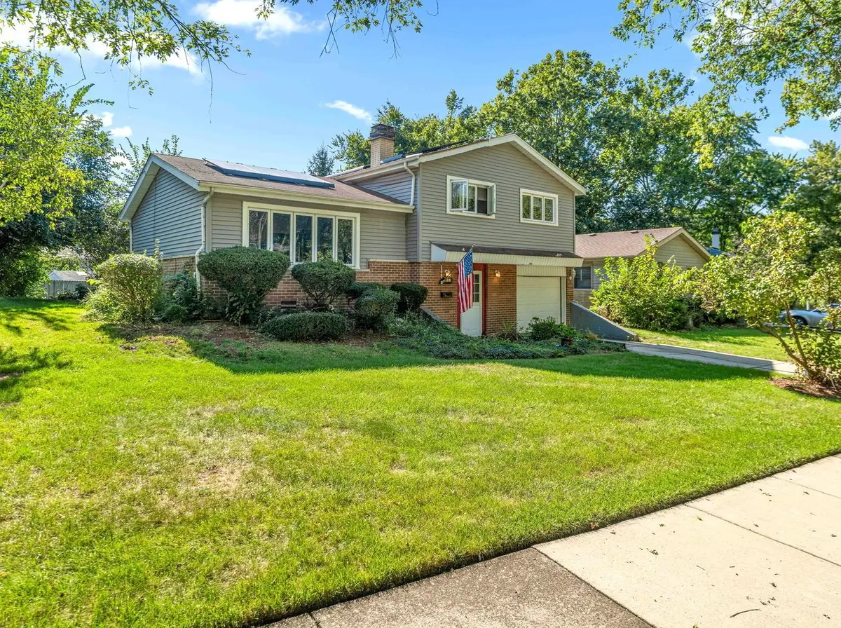 9137 W 91st Place