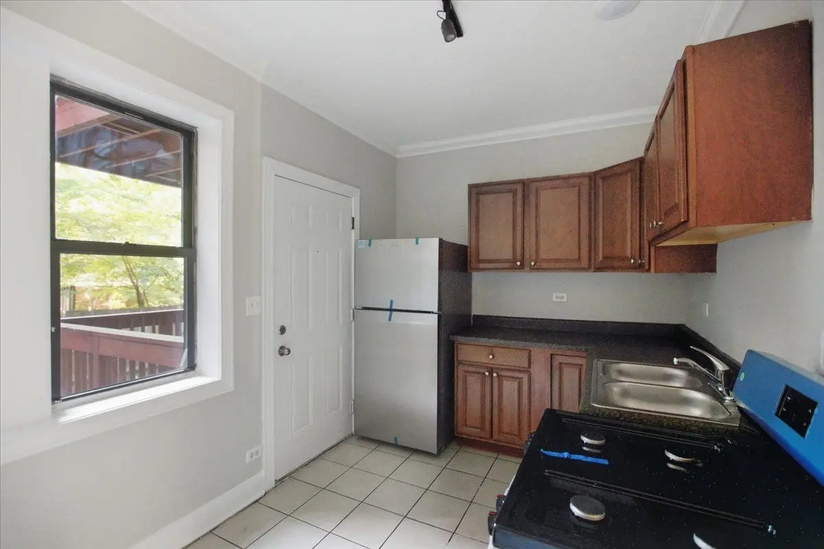1940 E 73rd Street