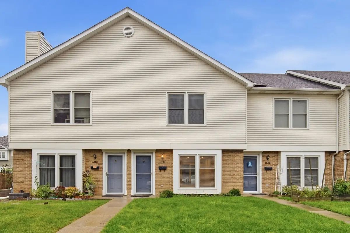 1731 Pickwick Lane