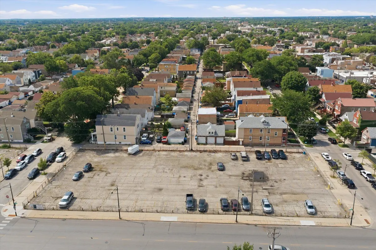 3101-3125 W 51st Street