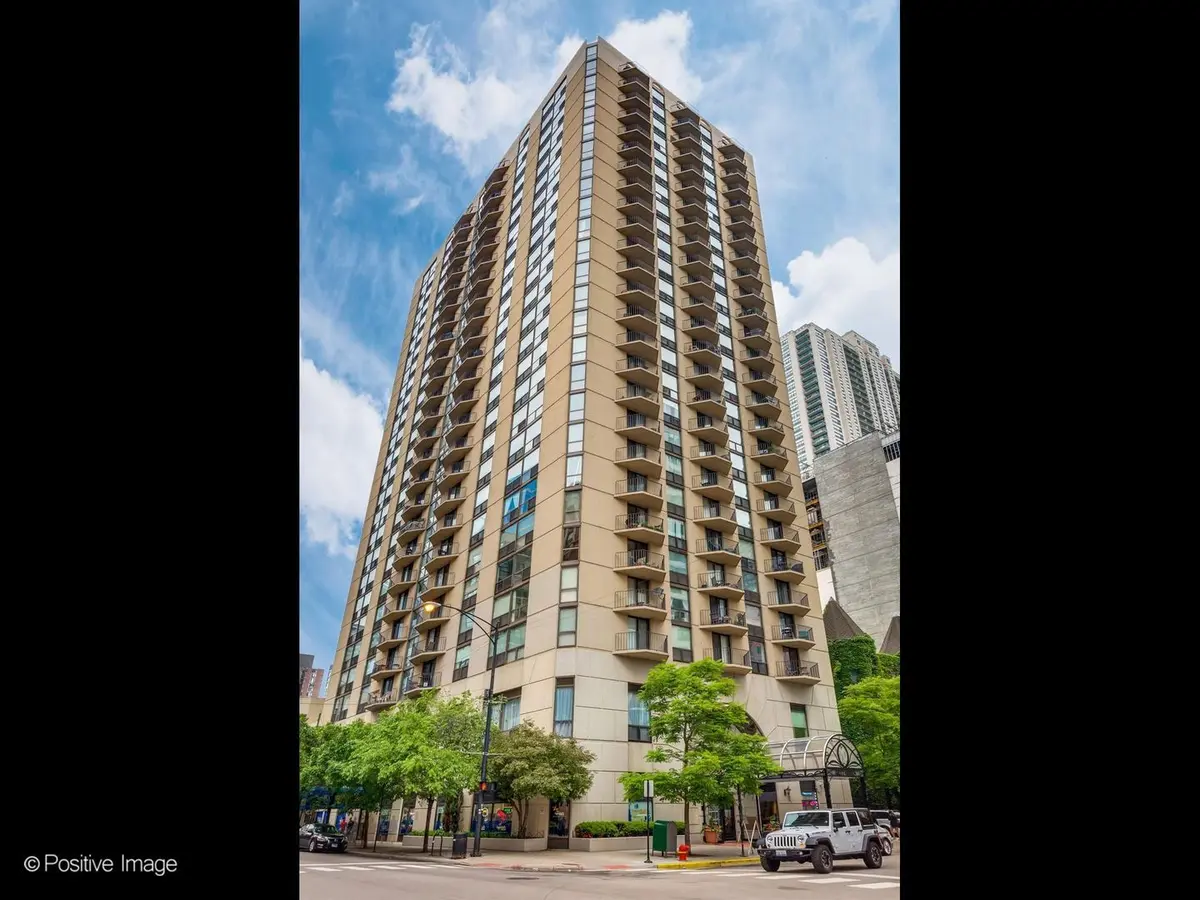 70 W Huron Street