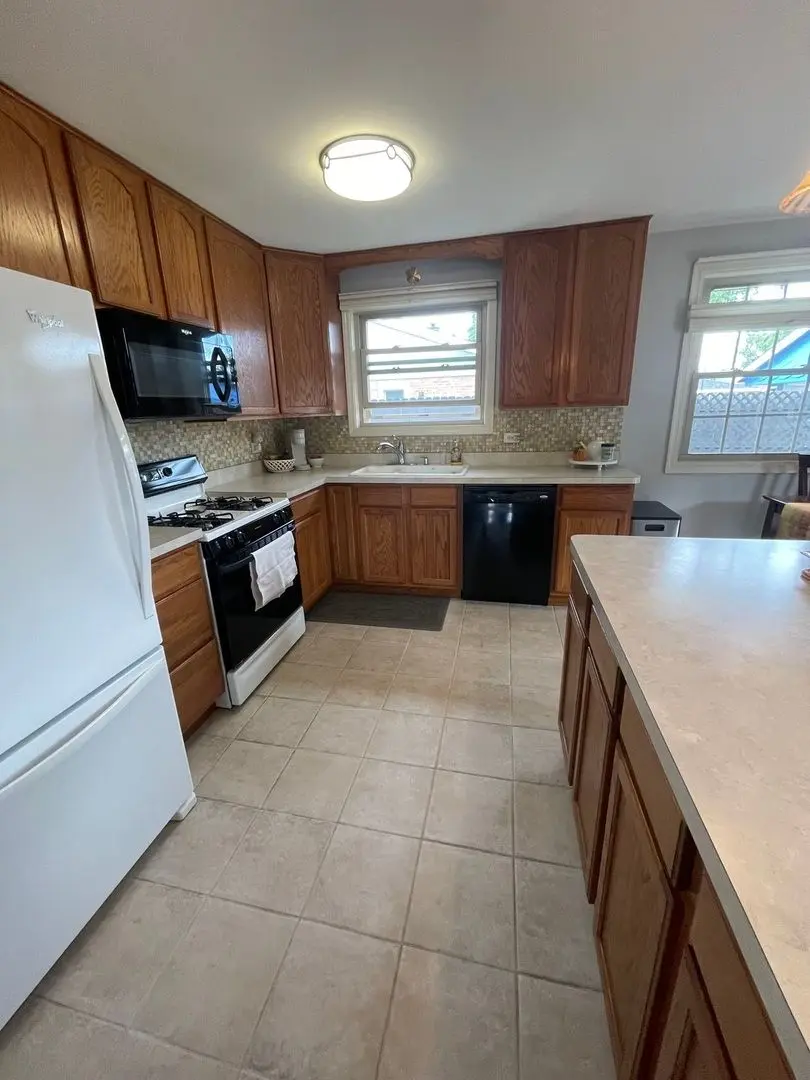 13039 W Playfield Drive