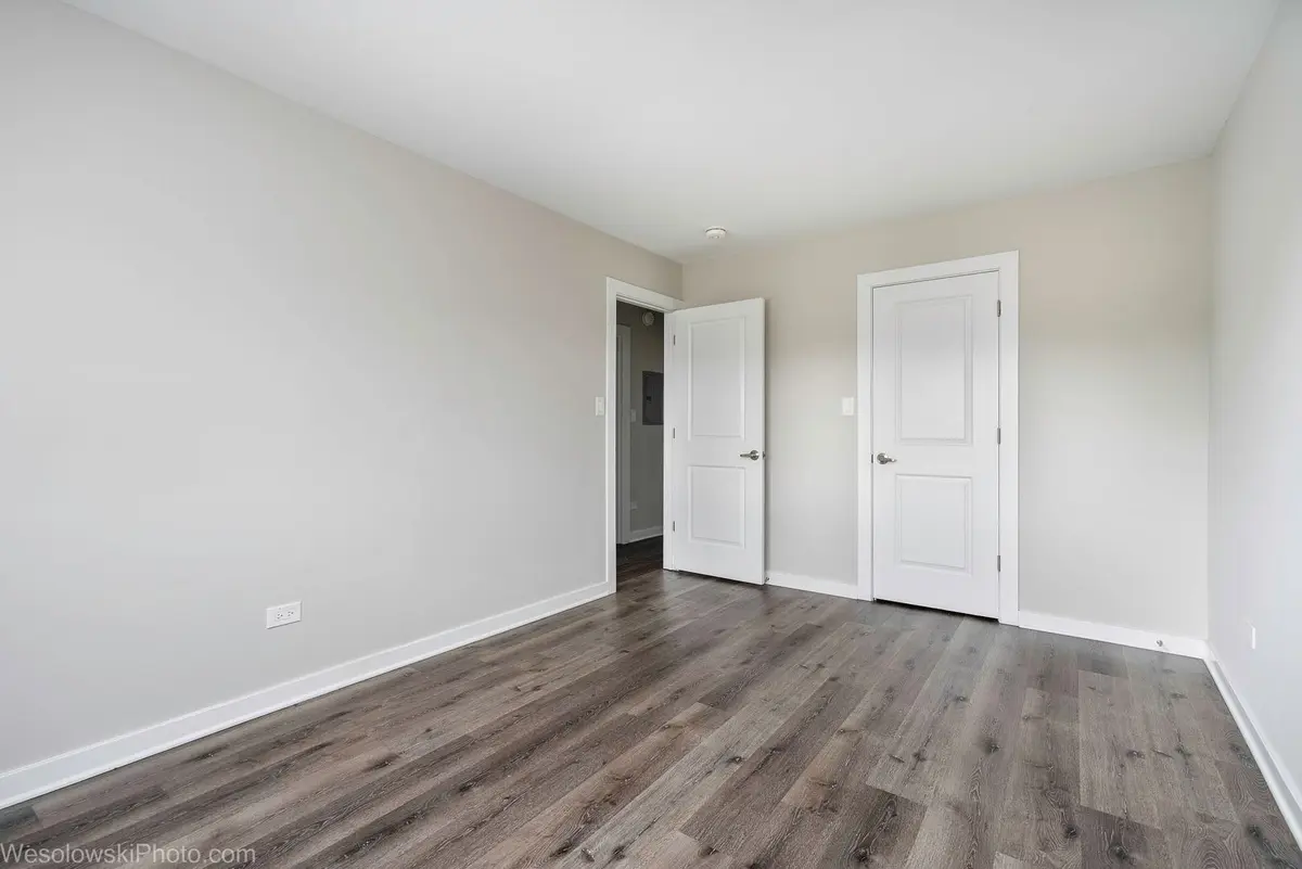 1305 E Turtle Creek Circle