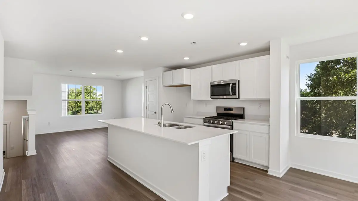 1399 Oakfield Lane