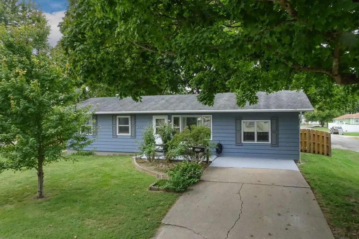 205 S Miller